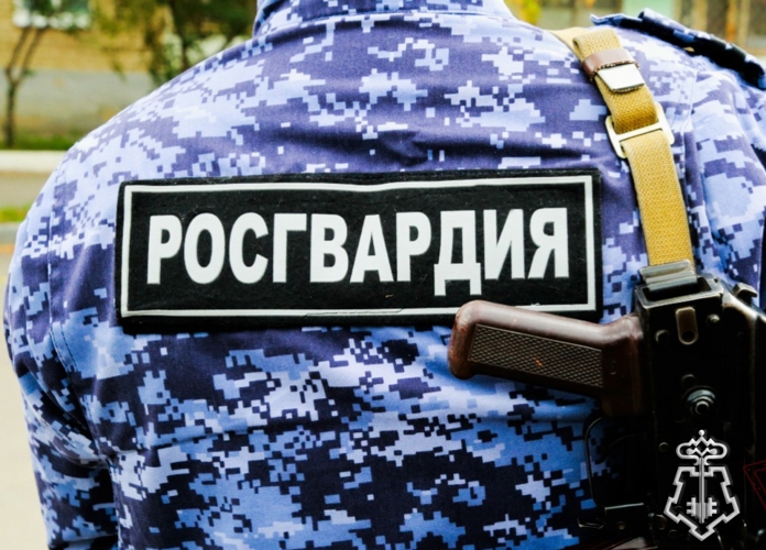 Росгвардейцы задержали похитительницу портативной музыкальной колонки из торговой точки