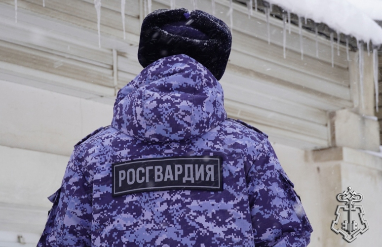 Росгвардейцы разыскали предполагаемого похитителя строительного инструмента из дома горожанки