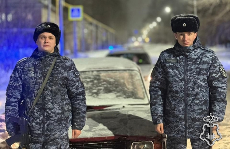 Росгвардейцы пресекли поездку водителя-бесправника, создавшего опасную ситуацию на дороге