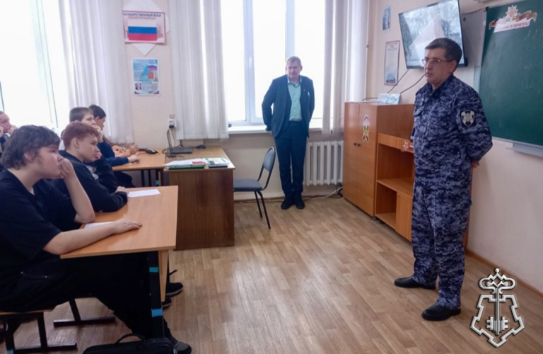 Росгвардейцы провели серию познавательных встреч с кузбасскими студента