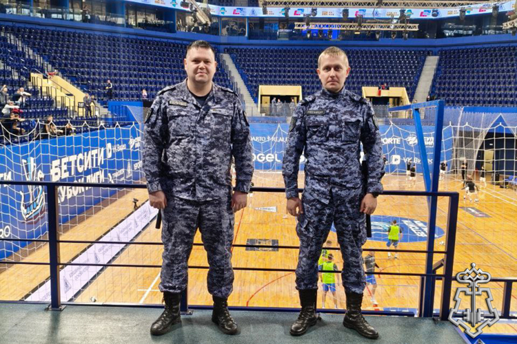 Росгвардейцы обеспечили безопасность проведения Кубка лиги по футзалу в Кузбассе