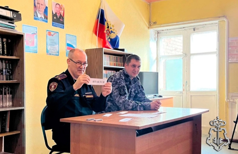 Юные жители Осинников познакомились со службой в Росгвардии
