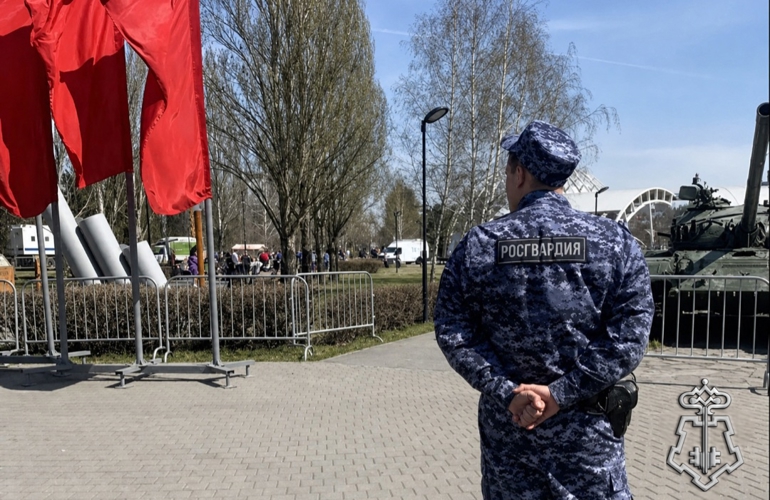 Росгвардейцы обеспечили безопасность кузбассовцев в период начала майских праздников