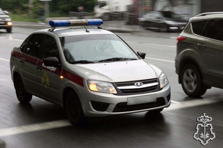 Росгвардейцы пресекли управление автомобилем нетрезвым водителем без прав