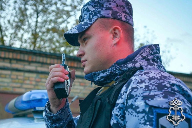   ﻿Росгвардейцы защитили медицинских работников от противоправных действий пациентки